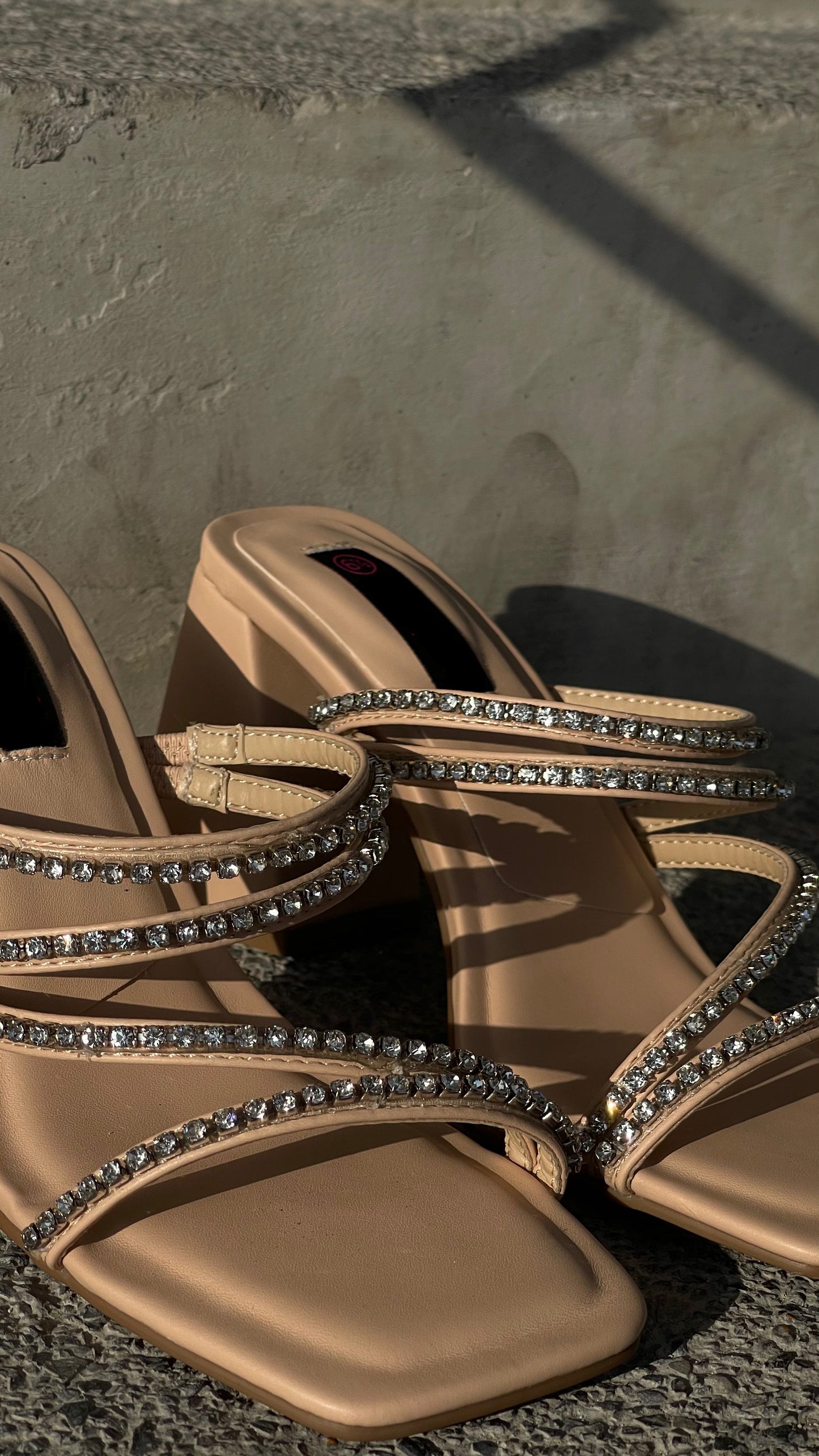 Romina beige
