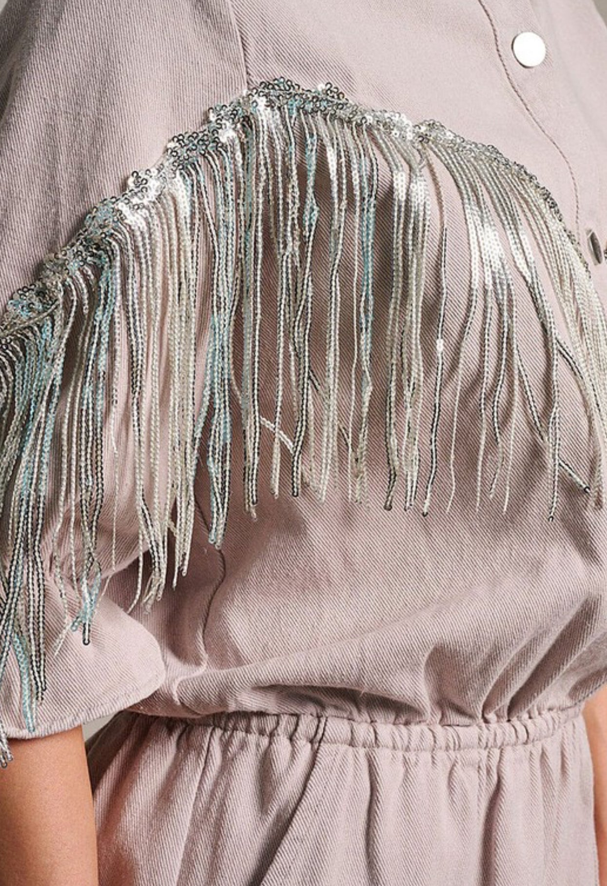 Mono vaquero gris con flecos plata