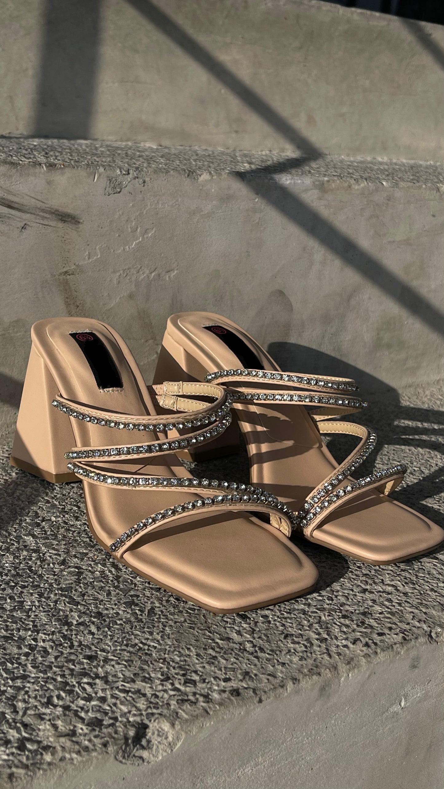 Romina beige