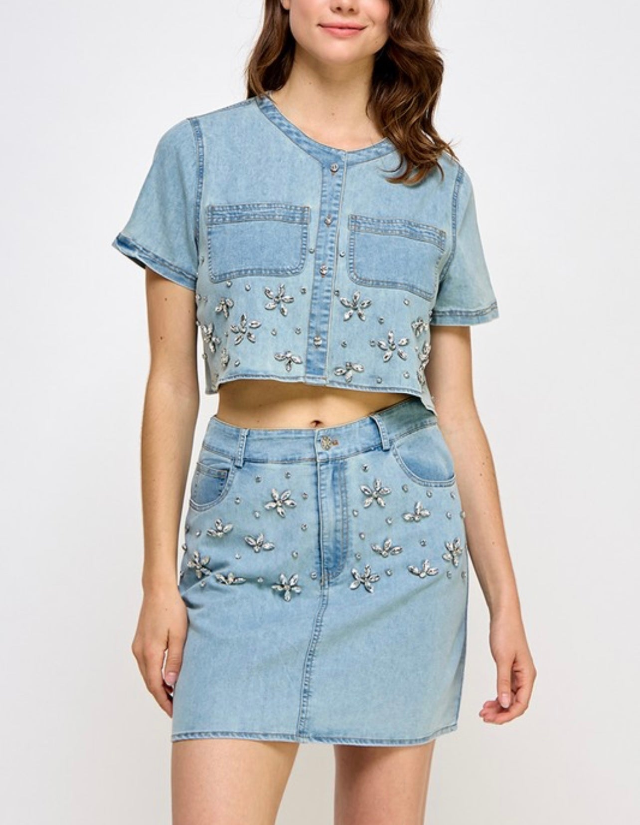 Conjunto denim con estoperoles