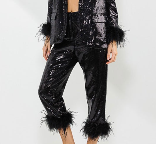 Sequins pants with feathers