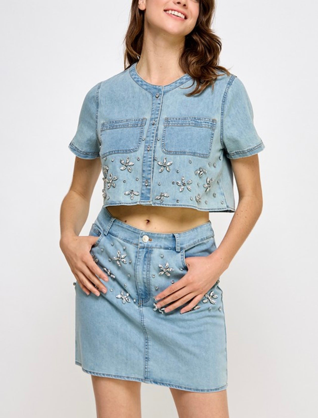 Conjunto denim con estoperoles